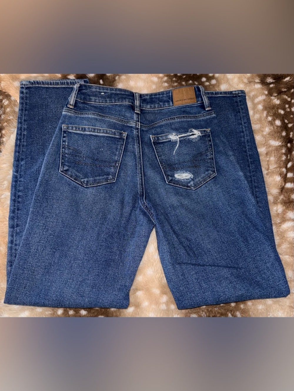 American Eagle Outfitters Women's Distressed Skinny Jeans in Medium Blue - Picture 3 of 5
